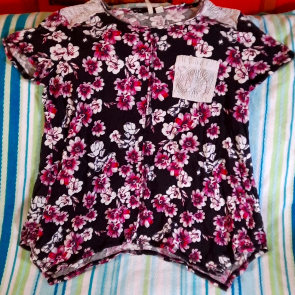 A cato laced flower dress shirt